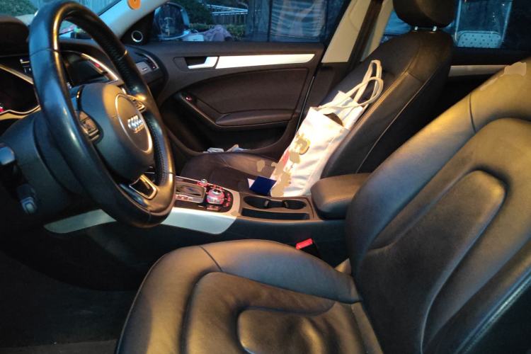Used Audi A4 2014 40 TFSI allroad quattro plus version Left Front Seat