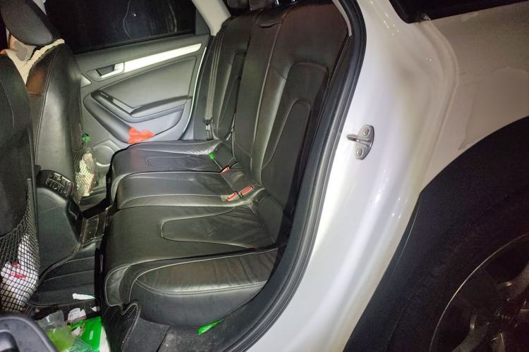 Used Audi A4 2014 40 TFSI allroad quattro plus version Left Rear Seat