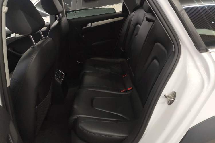 Used Audi A4 2014 40 TFSI allroad quattro plus version Left Rear Seat