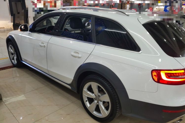 Used Audi A4 2014 40 TFSI allroad quattro plus version Left Side