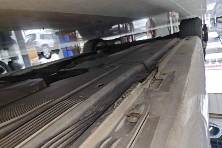 Used Audi A4 2014 40 TFSI allroad quattro plus version Left Side Sill