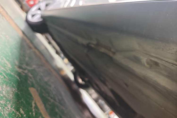 Used Audi A4 2014 40 TFSI allroad quattro plus version Left Side Sill