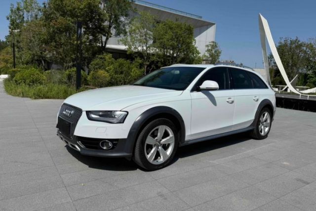 Used Audi A4 2014 40 TFSI allroad quattro plus version