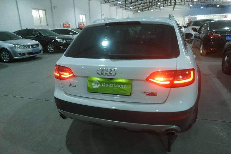 Used Audi A4 2014 40 TFSI allroad quattro plus version Rear