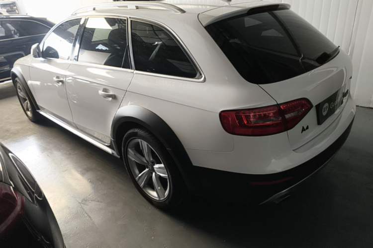 Used Audi A4 2014 40 TFSI allroad quattro plus version Rear Left 45 Deg