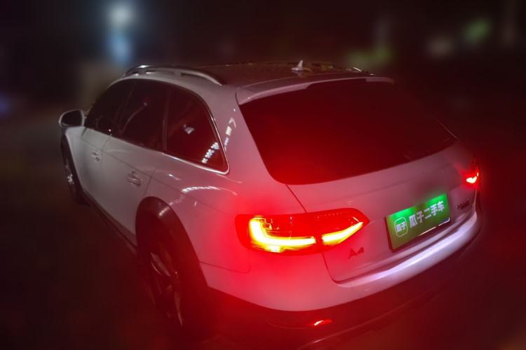 Used Audi A4 2014 40 TFSI allroad quattro plus version Rear Left 45 Deg