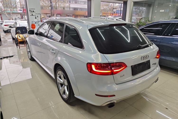Used Audi A4 2014 40 TFSI allroad quattro plus version Rear Left 45 Deg