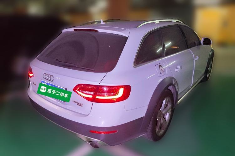 Used Audi A4 2014 40 TFSI allroad quattro plus version Rear Right 45 Deg