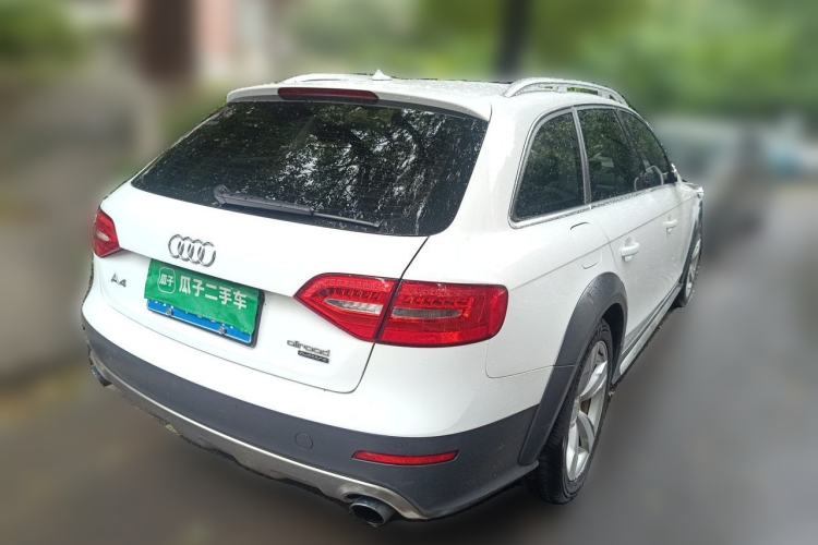 Used Audi A4 2014 40 TFSI allroad quattro plus version Rear Right 45 Deg