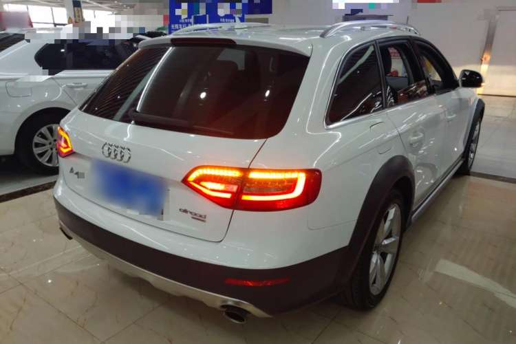 Used Audi A4 2014 40 TFSI allroad quattro plus version Rear Right 45 Deg