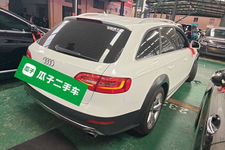 Used Audi A4 2014 40 TFSI allroad quattro plus version Rear Right 45 Deg