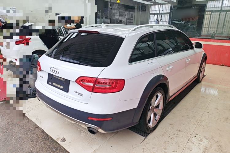 Used Audi A4 2014 40 TFSI allroad quattro plus version Rear Right 45 Deg