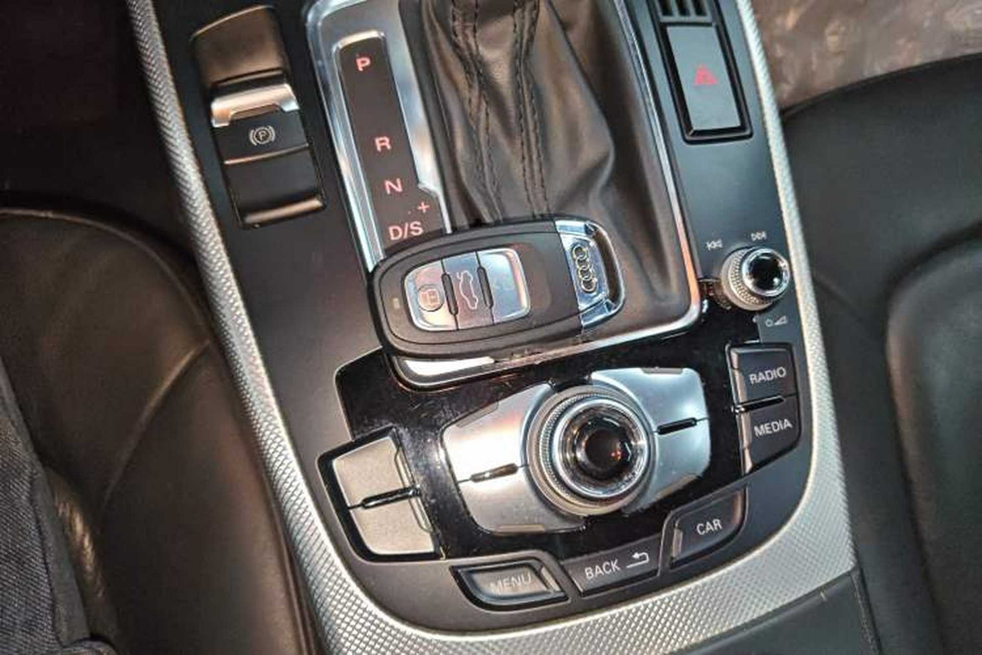 Used Audi A4 2014 40 TFSI allroad quattro plus version Vehicle Key
