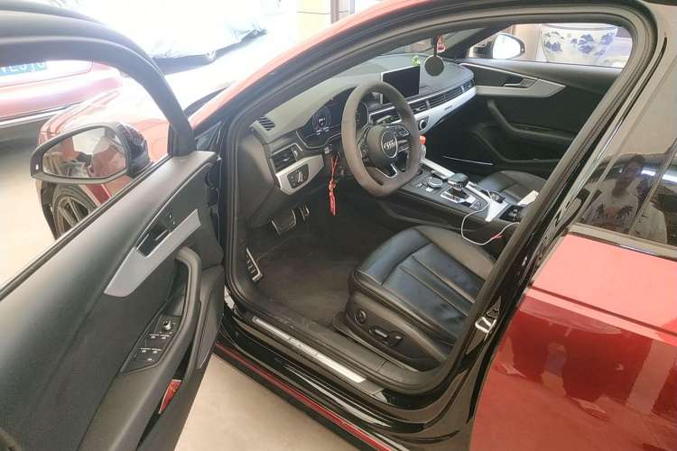 Used Audi A4 2017 45 TFSI allroad quattro Sport model Driver Seat