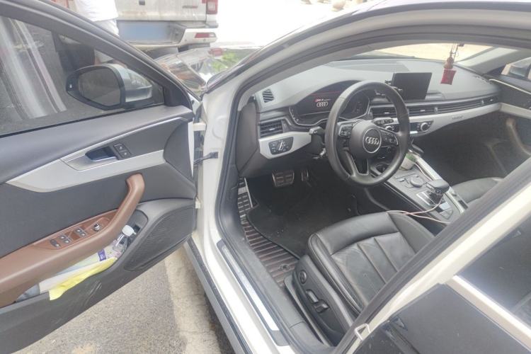 Used Audi A4 2017 45 TFSI allroad quattro Fashion Edition Driver Seat