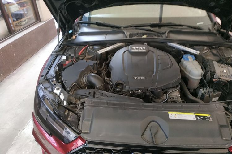Used Audi A4 2017 45 TFSI allroad quattro Sport model Engine Bay Right