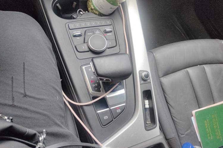 Used Audi A4 2017 45 TFSI allroad quattro Fashion Edition Gear Lever