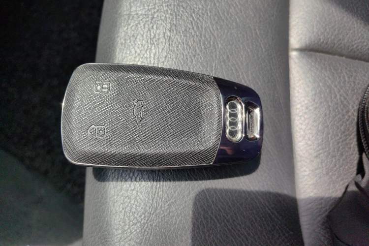 Used Audi A4 2017 45 TFSI allroad quattro Fashion Edition Vehicle Key