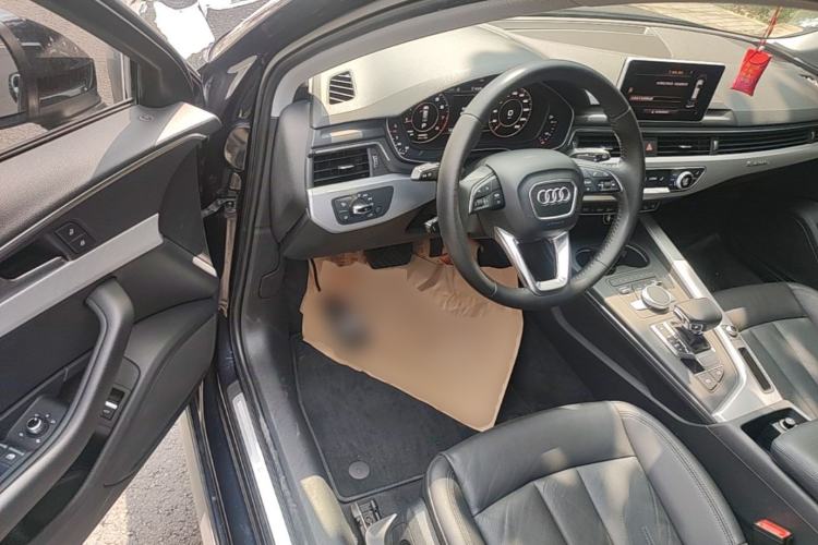 Used Audi A4 2017 45 TFSI allroad quattro Fashion Edition Driver Seat