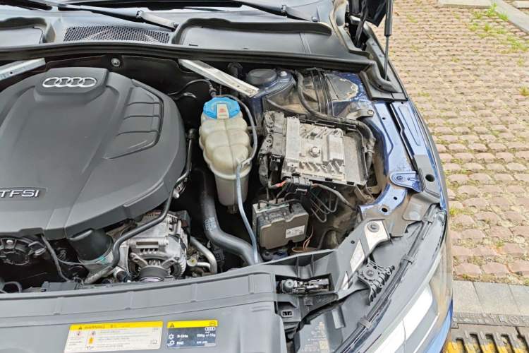 Used Audi A4 2017 45 TFSI allroad quattro Fashion Edition Engine Bay Left