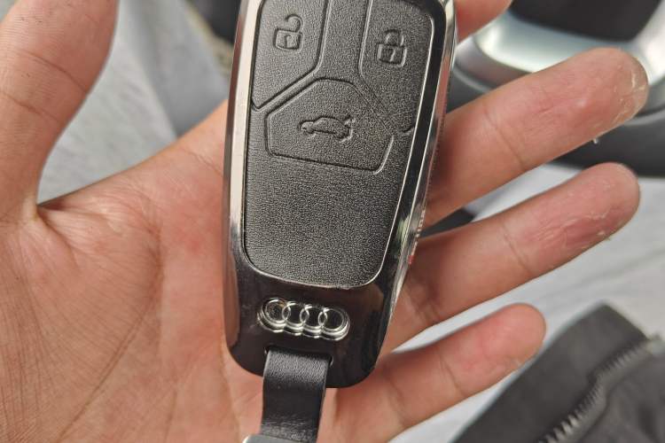 Used Audi A4 2017 45 TFSI allroad quattro Fashion Edition Vehicle Key