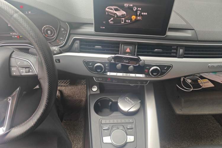 Used Audi A4 2017 45 TFSI allroad quattro Fashion Edition Audio And AC Panel