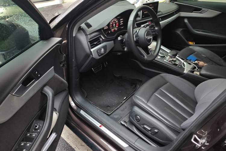 Used Audi A4 2017 45 TFSI allroad quattro Fashion Edition Driver Seat