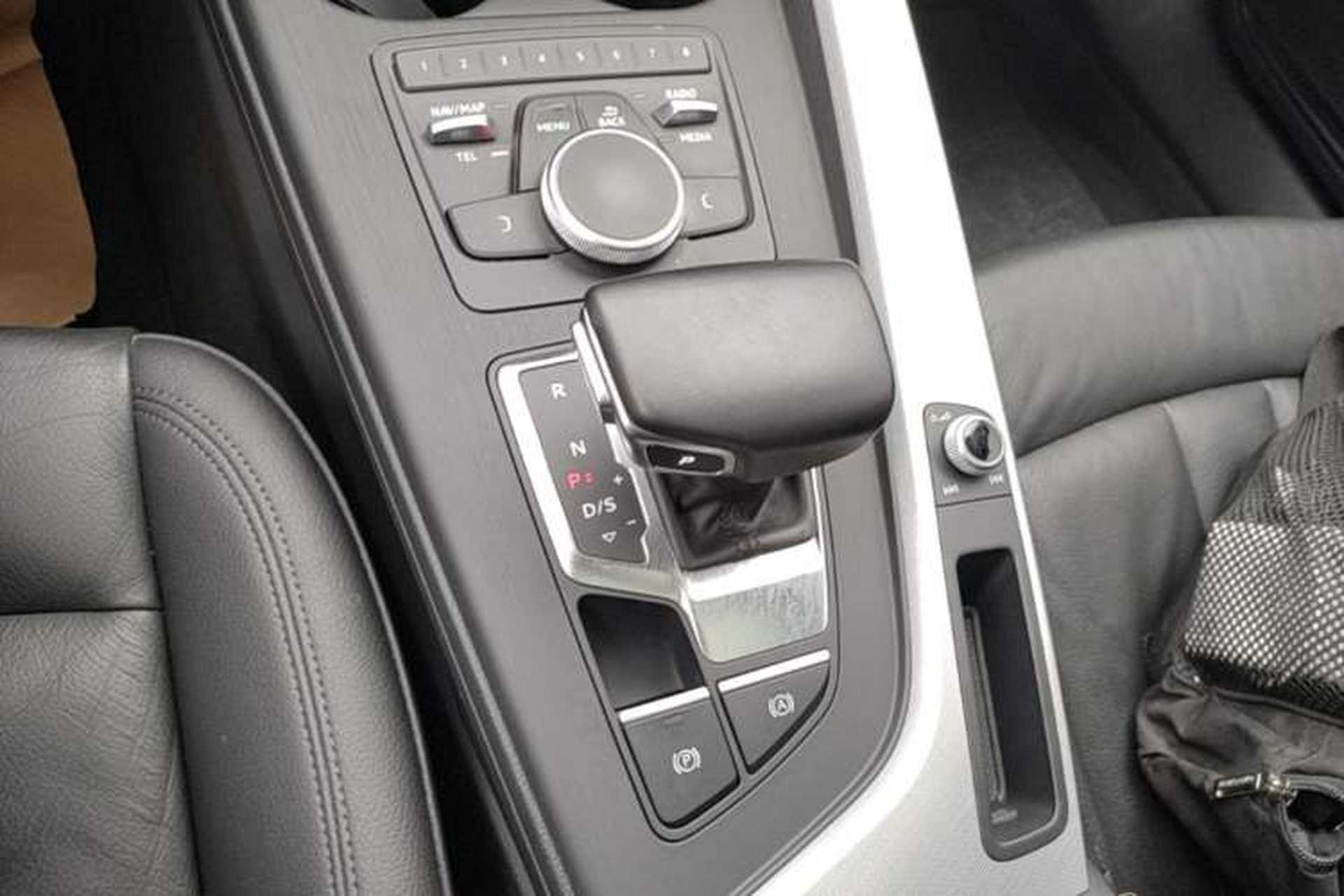 Used Audi A4 2017 45 TFSI allroad quattro Fashion Edition Gear Lever