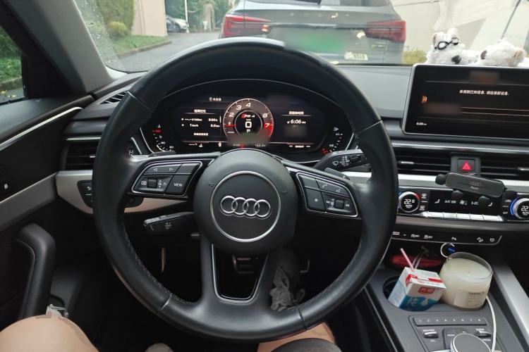 Used Audi A4 2017 45 TFSI allroad quattro Fashion Edition Steering Wheel