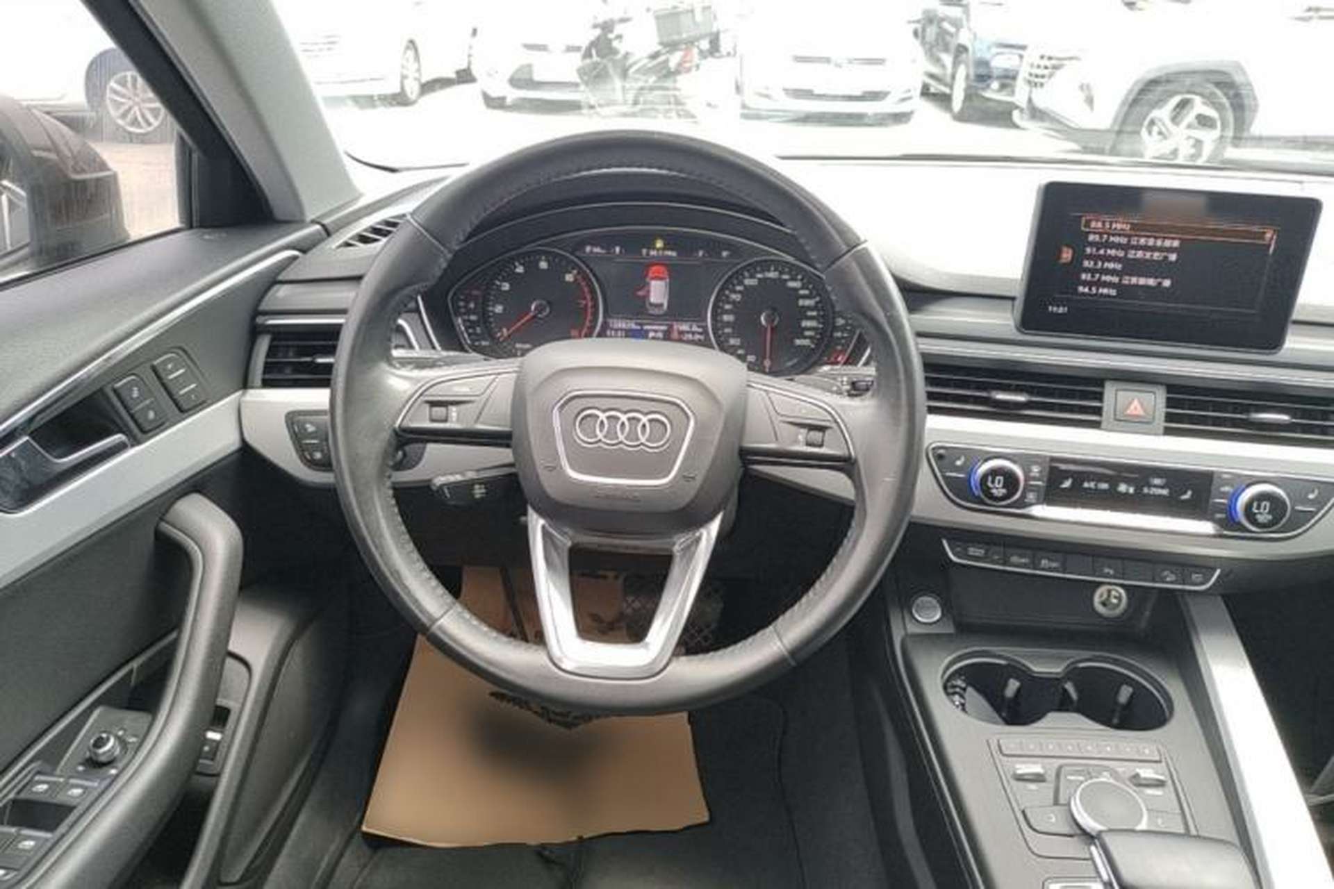 Used Audi A4 2017 45 TFSI allroad quattro Fashion Edition Steering Wheel