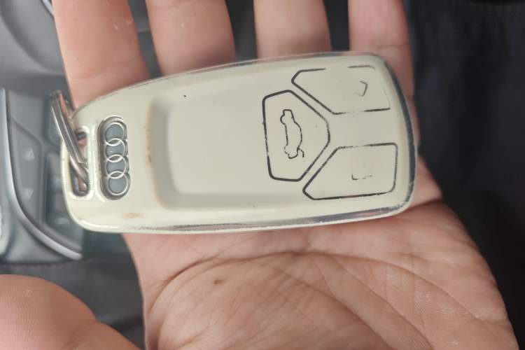 Used Audi A4 2017 45 TFSI allroad quattro Fashion Edition Vehicle Key