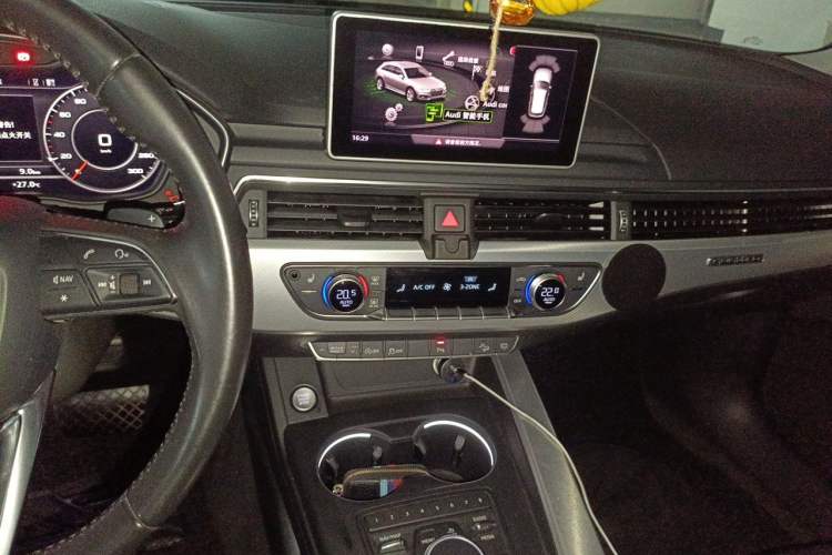 Used Audi A4 2017 45 TFSI allroad quattro Fashion Edition Audio And AC Panel