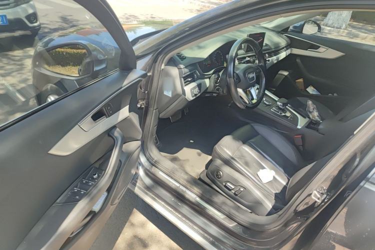 Used Audi A4 2017 45 TFSI allroad quattro Fashion Edition Driver Seat