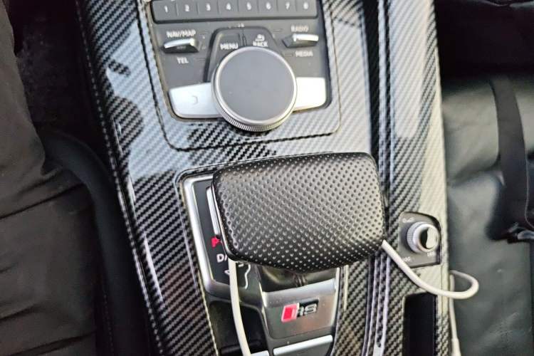 Used Audi A4 2017 45 TFSI allroad quattro Fashion Edition Gear Lever