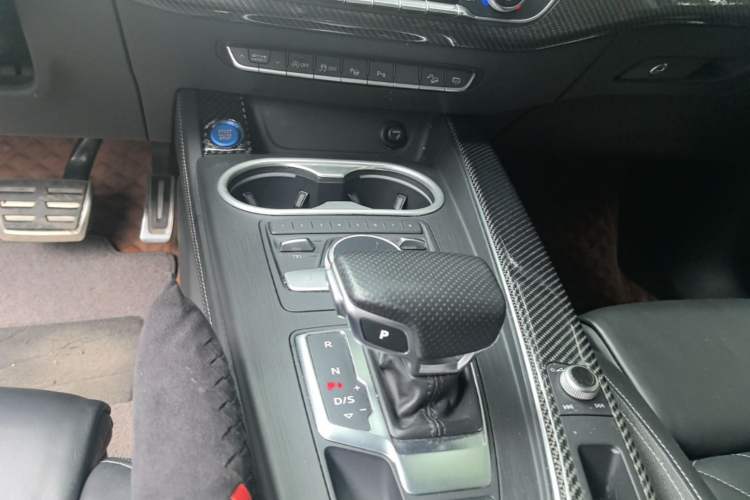 Used Audi A4 2017 45 TFSI allroad quattro Sport model Gear Lever