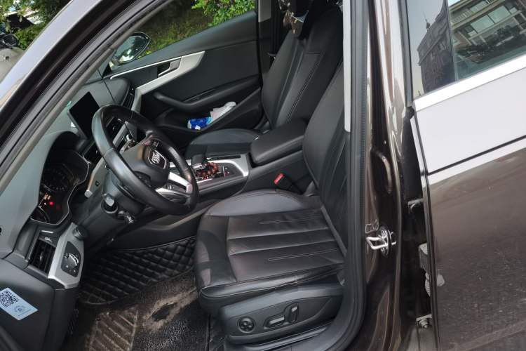 Used Audi A4 2017 45 TFSI allroad quattro Fashion Edition Left Front Seat