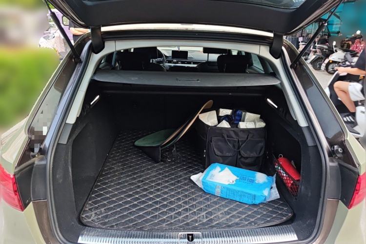 Used Audi A4 2017 45 TFSI allroad quattro Fashion Edition Trunk