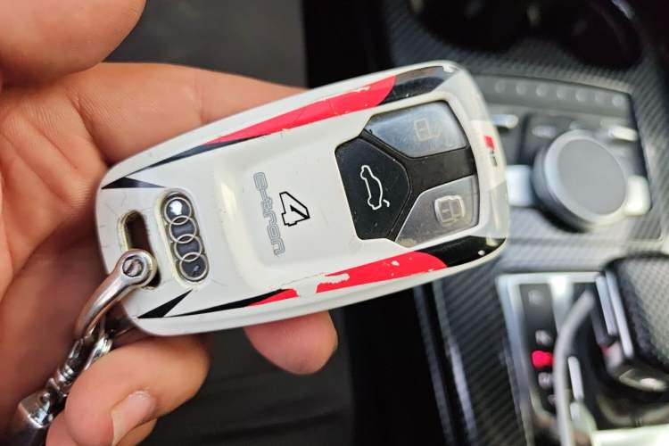 Used Audi A4 2017 45 TFSI allroad quattro Fashion Edition Vehicle Key