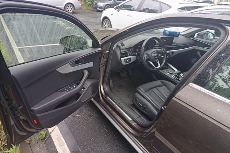 Used Audi A4 2017 45 TFSI allroad quattro Sport model Driver Seat