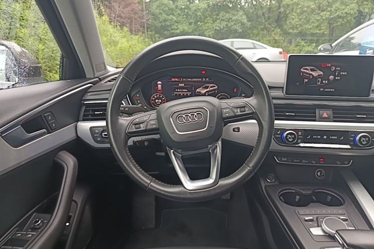 Used Audi A4 2017 45 TFSI allroad quattro Sport model Steering Wheel