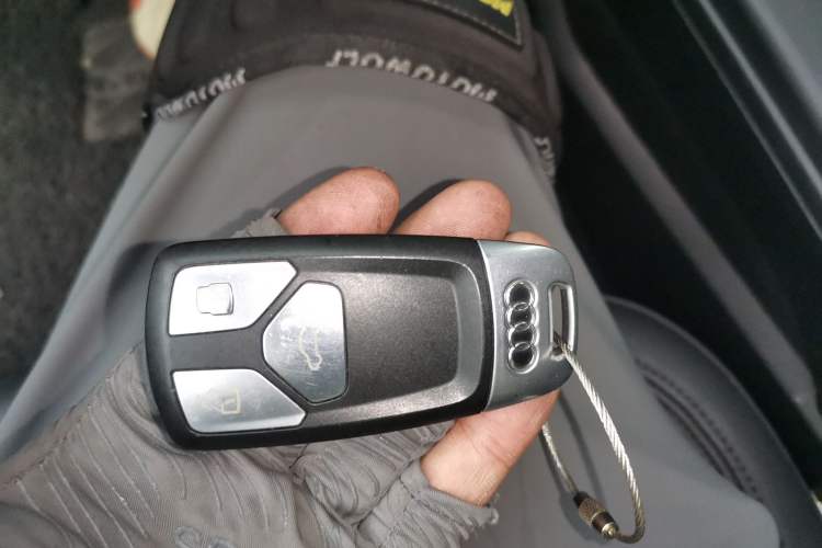 Used Audi A4 2017 45 TFSI allroad quattro Fashion Edition Vehicle Key