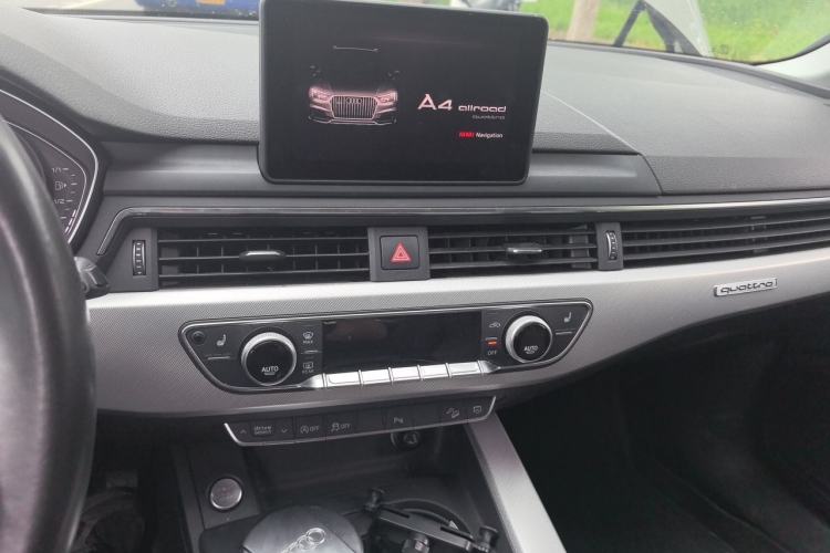Used Audi A4 2017 45 TFSI allroad quattro Fashion Edition Audio And AC Panel