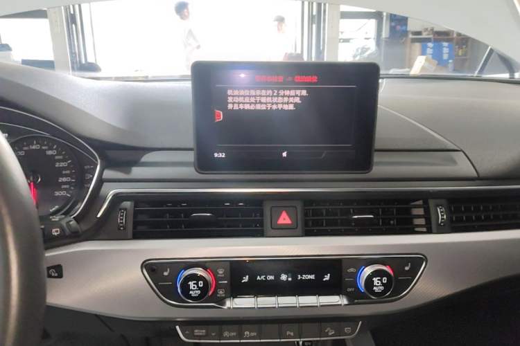 Used Audi A4 2017 45 TFSI allroad quattro Fashion Edition Audio And AC Panel