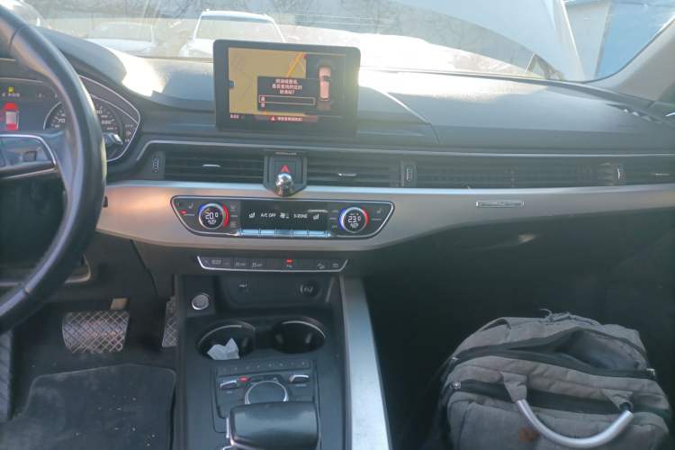 Used Audi A4 2017 45 TFSI allroad quattro Fashion Edition Audio And AC Panel