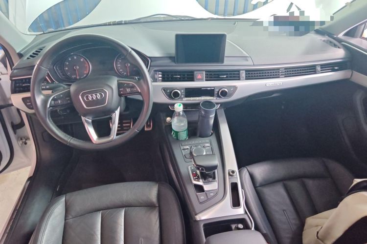 Used Audi A4 2017 45 TFSI allroad quattro Fashion Edition Center Console