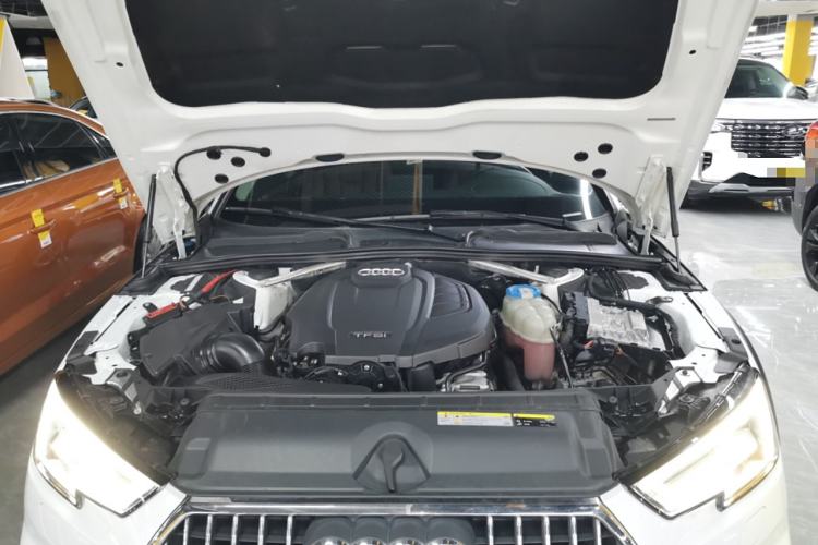 Used Audi A4 2017 45 TFSI allroad quattro Fashion Edition Engine Bay