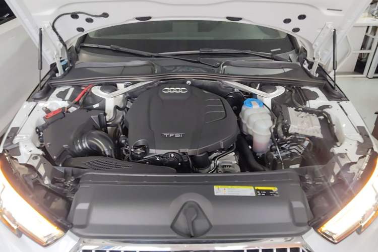Used Audi A4 2017 45 TFSI allroad quattro Fashion Edition Engine Bay
