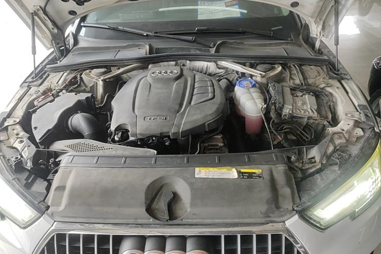 Used Audi A4 2017 45 TFSI allroad quattro Fashion Edition Engine Bay