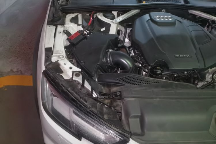 Used Audi A4 2017 45 TFSI allroad quattro Sport model Engine Bay Right