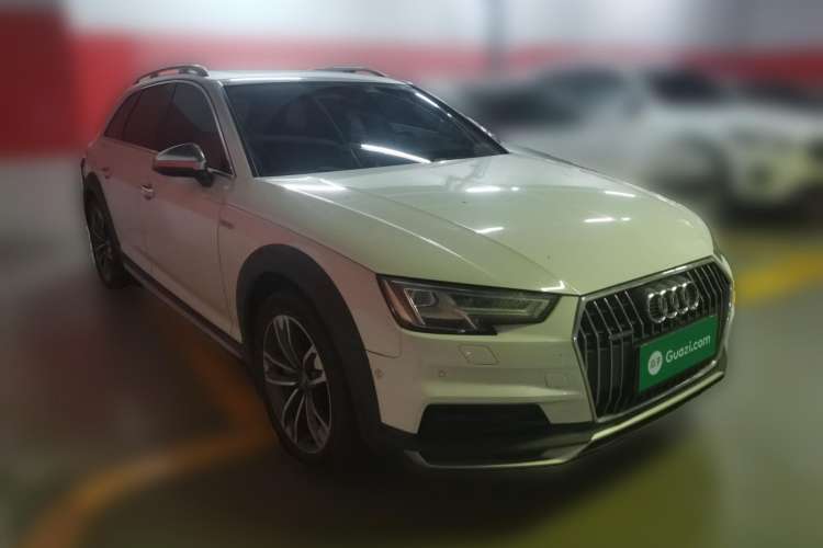 Used Audi A4 2017 45 TFSI allroad quattro Sport model Front Right 45 Deg